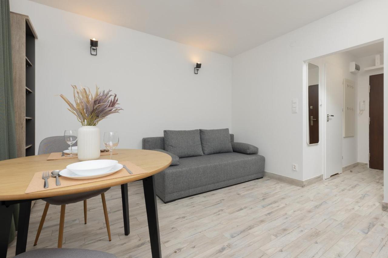 Studio Warsaw Wlochy 1 Sierpnia By Noclegi Renters Buitenkant foto
